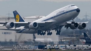 Lufthansa pourrait acheminer ses prochains Boeing via la Suisse pour des raisons douanières