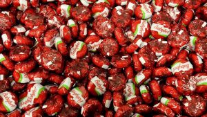 Bel privilégie le papier dans l’emballage de Babybel et vise 100% papier d’ici 2027